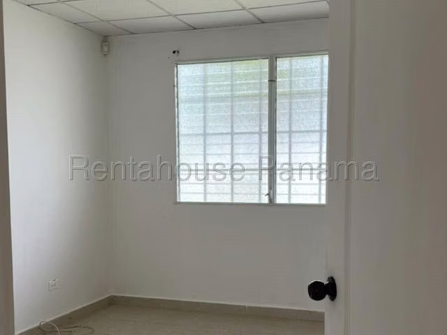 Venta de Casa en Arraijan, PH con garita y area social - Imagen 4