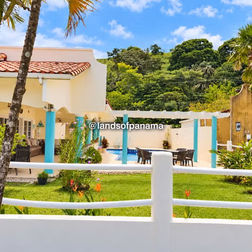 CASA EN SAN MARINO OCEAN FRONT – COLÓN - Imagen 4