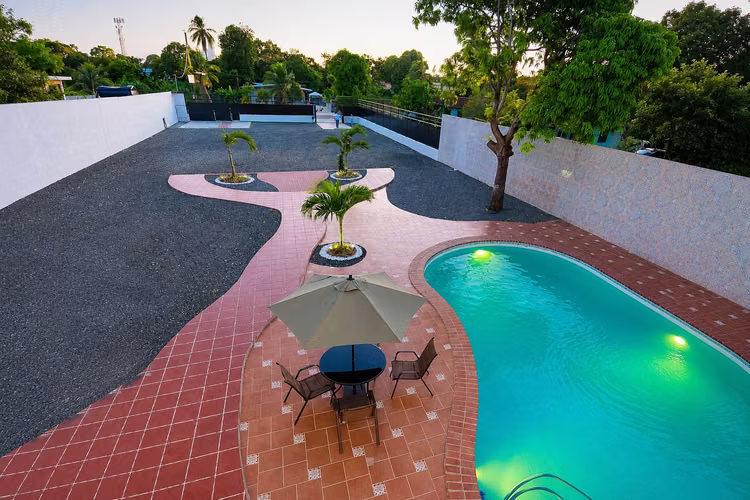 Casa en Las Acacias I con piscina y 20 estacionamientos - Imagen 18