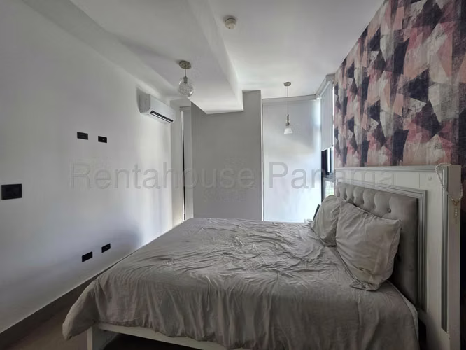 Se Alquila Apartamento en Coco del Mar VLU27-2685