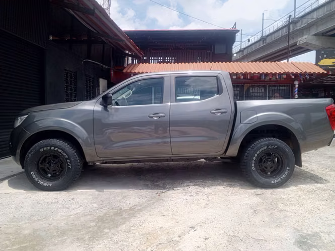 NISSAN NP300 4x4 2018  