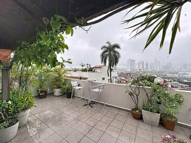 Venta de Penthouse en Casco Antiguo – PH Benedetti Hermanos