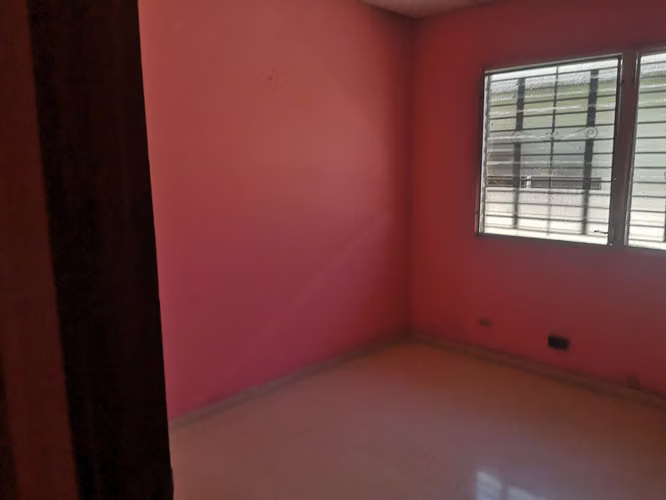 SE VENDE CASA  OFERTA DEBAJO VENTA RAPIDA 3 RECAMARAS TERRAZA CERRADA - Imagen 8