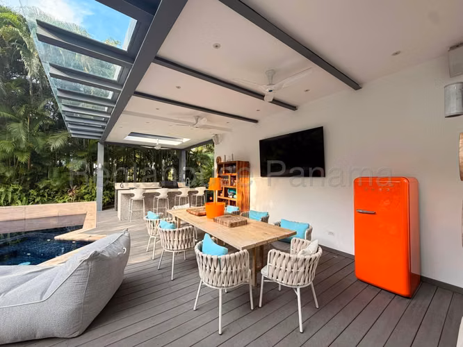 Alquiler casa con piscina en Fairway Estates, Santa María | uVIK-27-1701 - Imagen 17