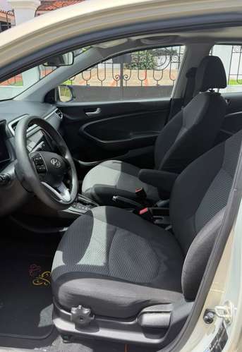 VERNA 2022 FULL AUTOMATICO EN 9,995 al CREDITO o al contado.