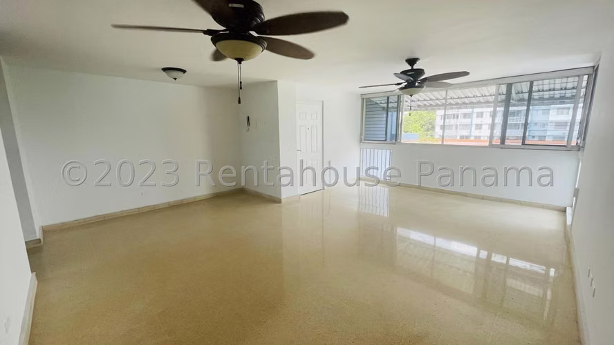 Apartamento en Alquiler en Hato Pintado 27AECC2725