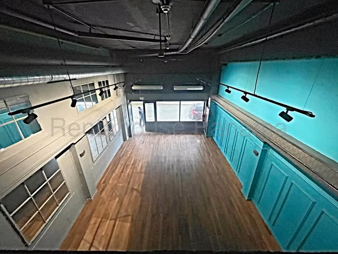 Local Comercial En Alquiler En Casco Antiguo YM - Imagen 2