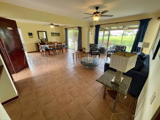 VENTA DE CASA EN COCLE MCD27-2393