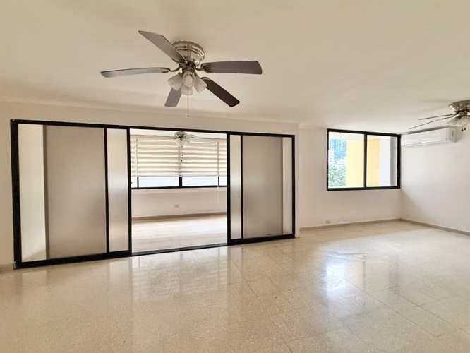 Alquilo Amplio Apartamento Remodelado en PH Mónaco – Obarrio (178 m² | 3 Rec + CBE)
