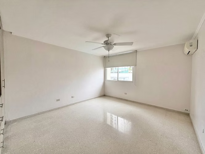 Alquilo Amplio Apartamento Remodelado en PH Mónaco – Obarrio (178 m² | 3 Rec + CBE) - Imagen 9