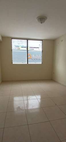 SE ALQUILA APTO EN AVE FERNANDEZ DE CORDOBA - EDIFICIO SANTA MARTHA - Imagen 7