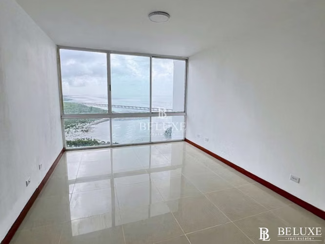 VENTA DE APARTAMENTO PH BAHIA DEL GOLF, COCO DEL MAR (10) - Imagen 3