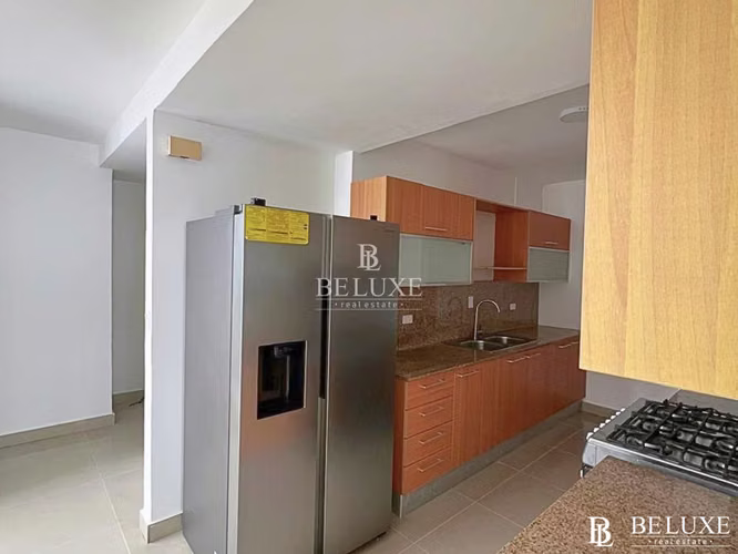 VENTA DE APARTAMENTO PH BAHIA DEL GOLF, COCO DEL MAR (10) - Imagen 6