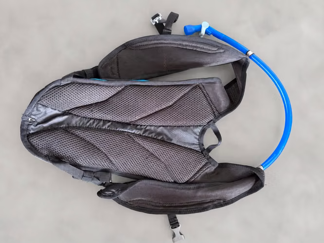 3 mochilas de hidratación CamelBak y Fox — $90 por las tres - Imagen 7