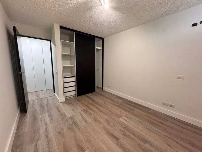 VENDO APARTAMENTO. ALTAMIRA GARDENS. PANAMA NORTE. CENTENARIO. CIUDAD DE LA SALUD. MERCAPANAMA. - Imagen 2