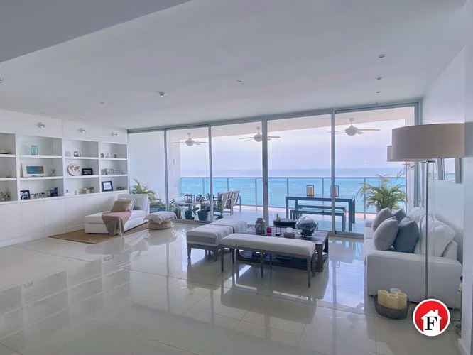 Alquiler de apartamento amoblado frente al mar - Costa del Este