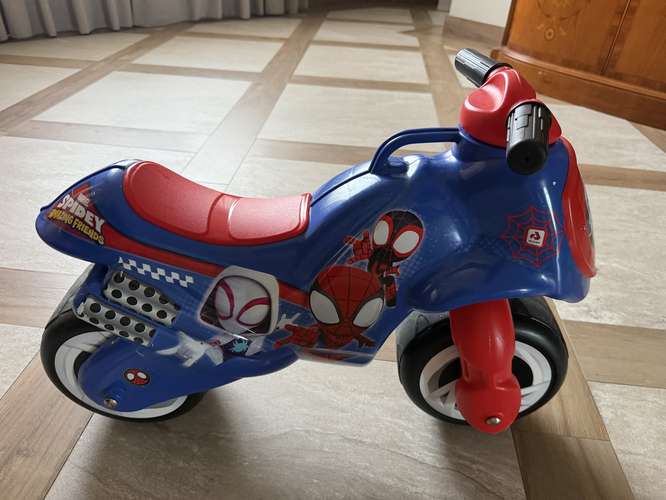 balance bike spiderman  - Imagen 3