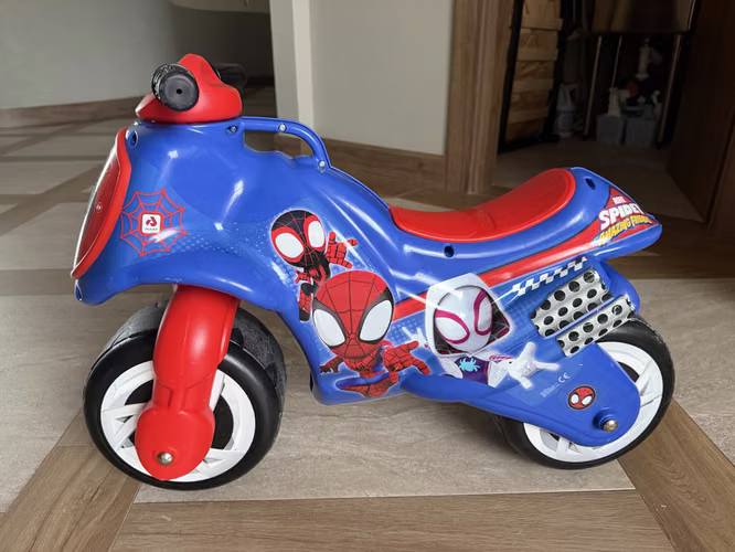 balance bike spiderman
