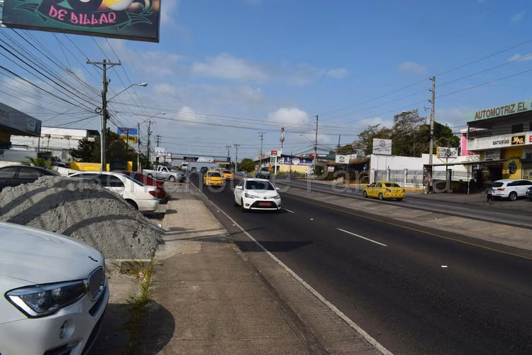 ALQUILER DE LOCAL COMERCIAL EN VISTA ALEGRE ABS - Imagen 4