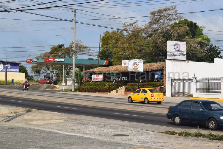 ALQUILER DE LOCAL COMERCIAL EN VISTA ALEGRE ABS - Imagen 2