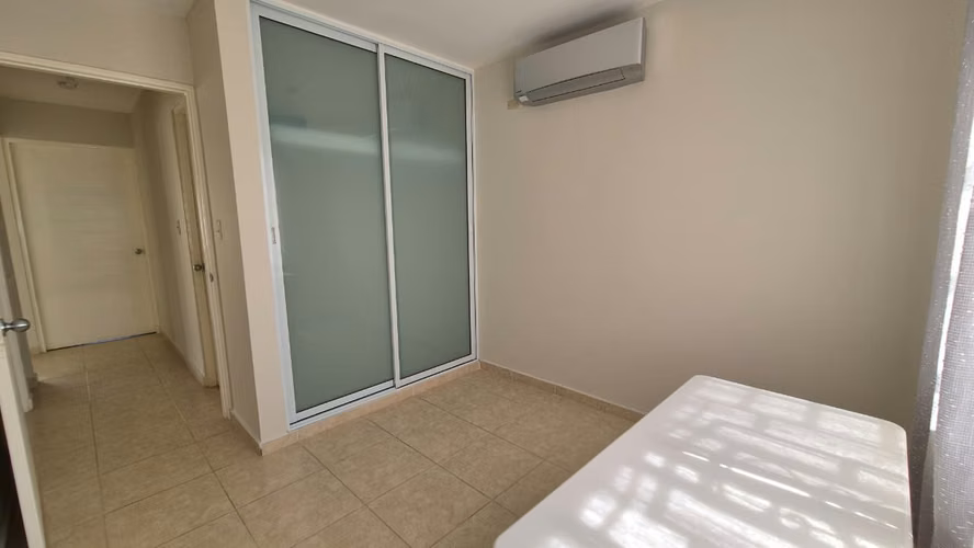 REMATE DE CASA EN LOS PINOS, ARBOLEDAS - 1.5 AÑOS DE OCUPACIÓN/LISTA PARA MUDARSE - Imagen 3