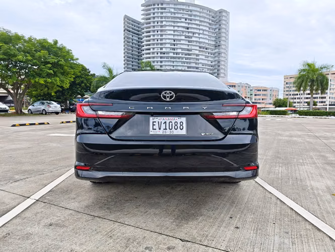 Toyota Camry Hybrid  - Imagen 6