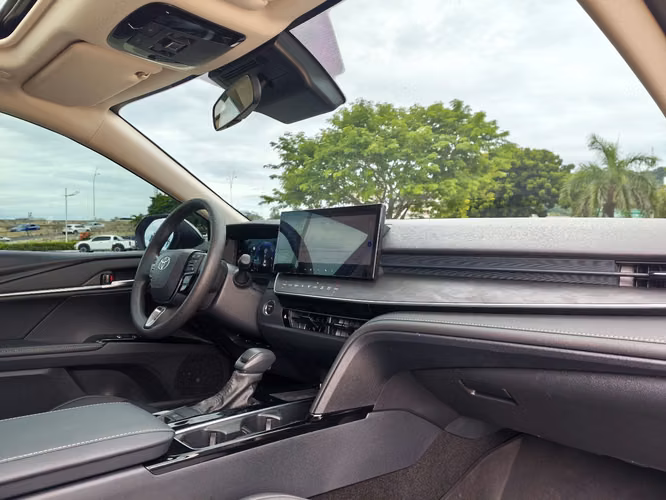 Toyota Camry Hybrid  - Imagen 17