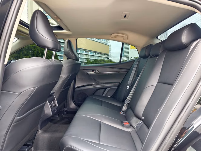 Toyota Camry Hybrid  - Imagen 12