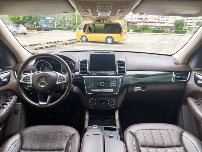 Mercedes Benz GLE 400 4Matic - Imagen 14