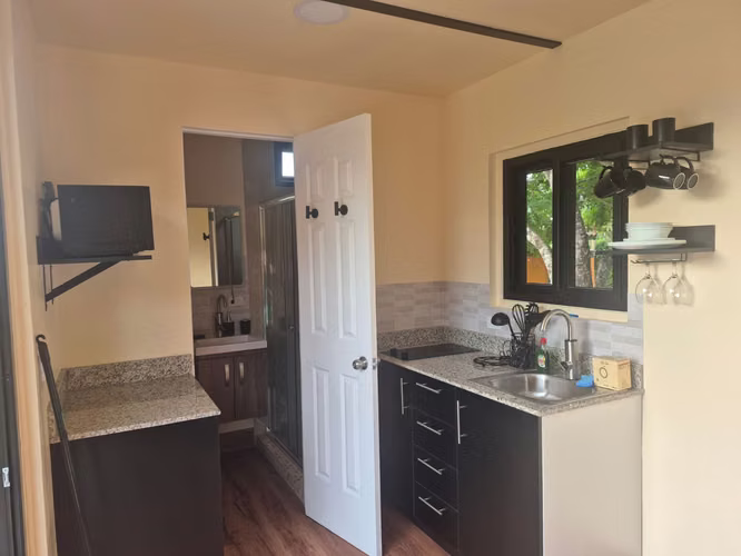 2 Cabañas boutique con piscina, asador y jardin tropical en area playera - Imagen 11