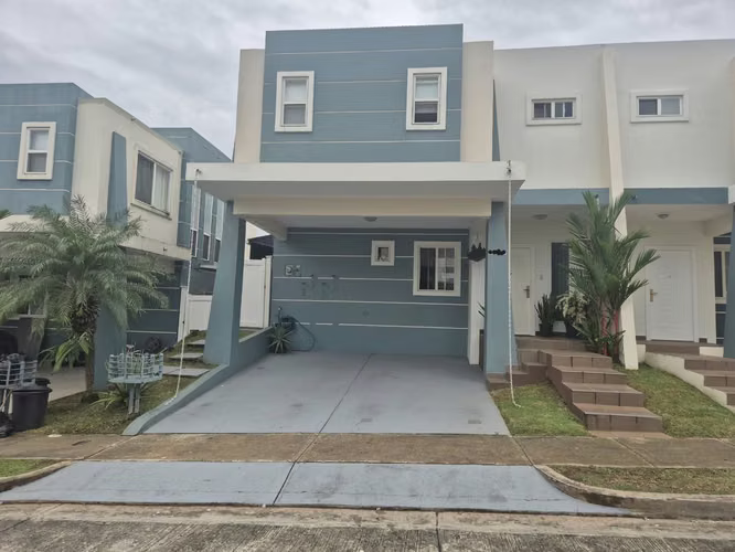 Casa en excelente estado – Lista para habitar – Venta directa 