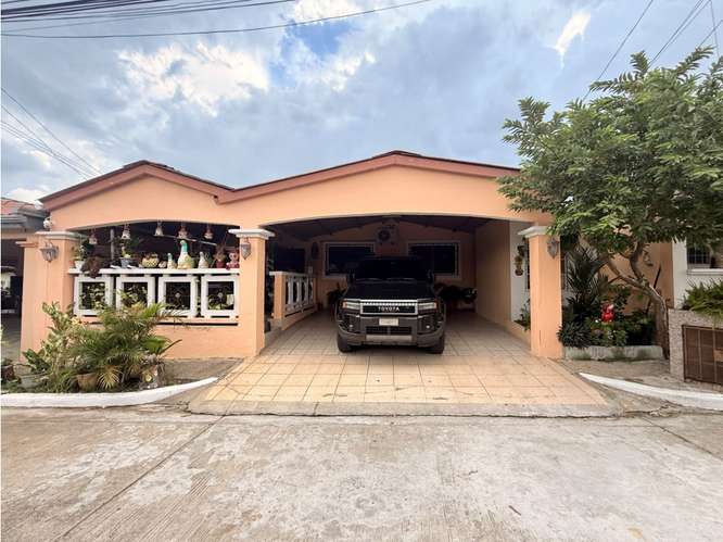 ALQUILO CASA EN BRISAS DEL GOLF - QUINTAS DE MONTICELLO I