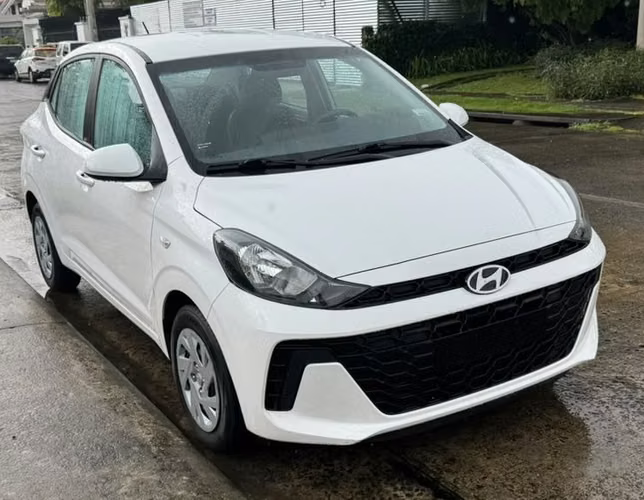  GRAND i10 2025  AUTOMATICO EN 13,295 al CREDITO o al contado... - Imagen 2