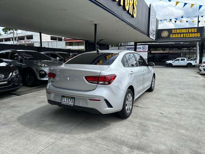 Kia Rio 2024