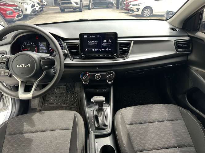 Kia Rio 2024