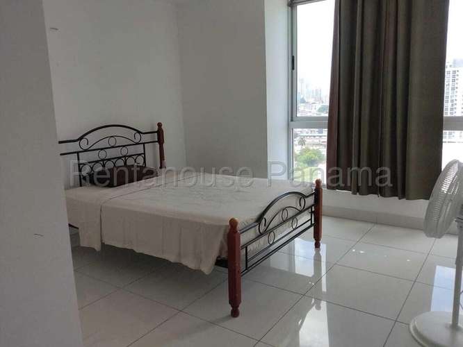 Alquiler de Apartamento a pasos de Parque Omar