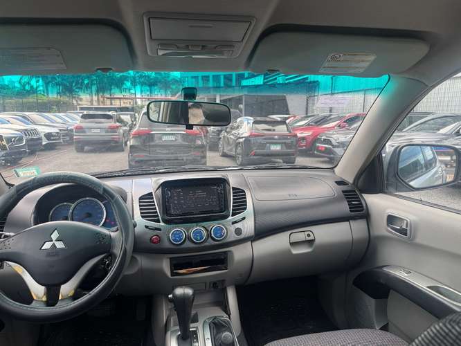 MITSUBISHI L200 - Imagen 7