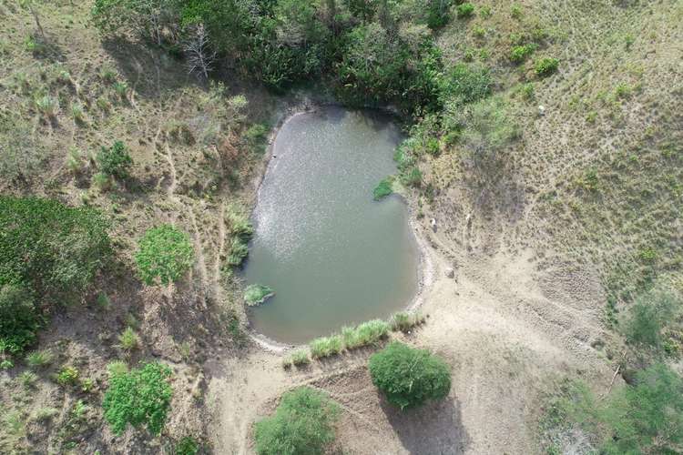 Finca, Centro comercial, barriada y deportiva 