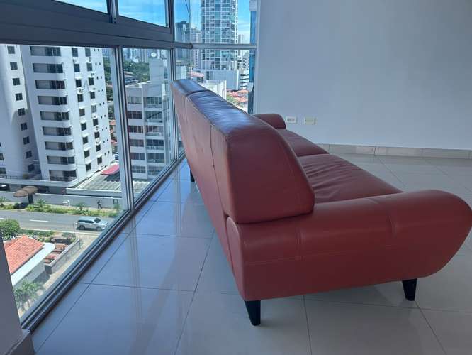 Mueble sala en excelente estado – De Cuero Naranja
