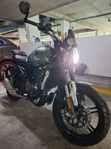 VENDO MOTO VOGE 300AC