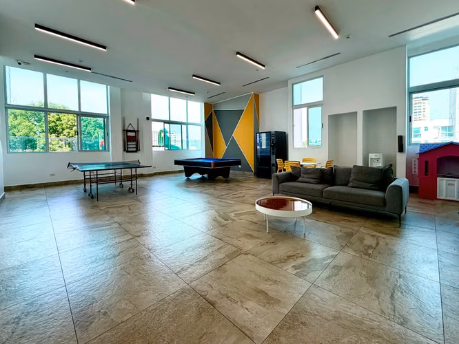 VENTA DE APARTAMENTO EN BELLA VISTA, A PASOS DE CINTA COSTERA Y PARQUE URRACÁ - Imagen 17