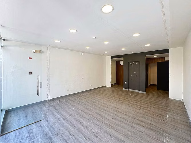 ALQUILER DE LOCAL COMERCIAL EN OBARRIO, AVENIDA SAMUEL LEWIS - Imagen 2