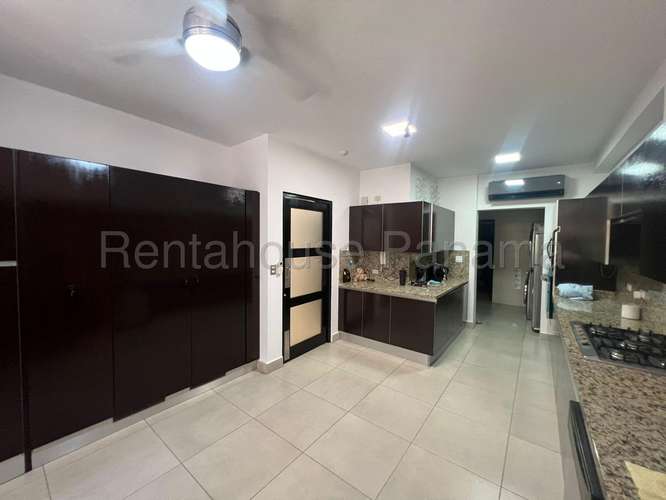 Apartamento en Alquiler en Clayton 26AECC7262