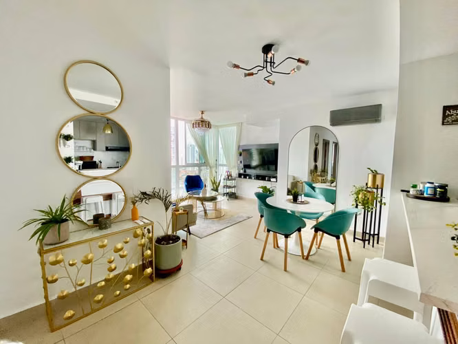 APARTMENT SALE IN AVENIDA 12 DE OCTUBRE - HATO PAINTED