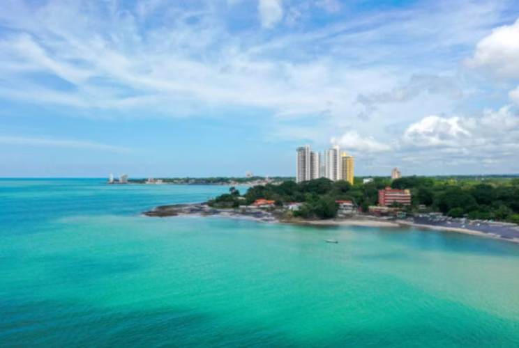 Frente al Mar - BAHIA RESORT PLAYA SERENA Apartamento en Alquiler $ 1,600 