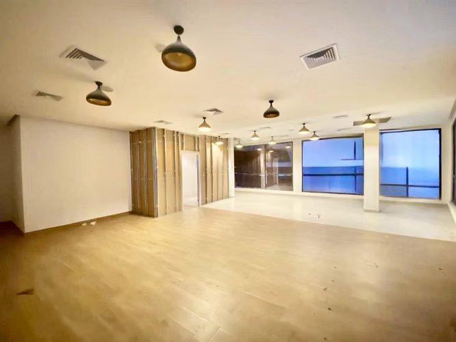 ALQUILER DE OFICINA - LOCAL COMERCIAL EN MARBELLA