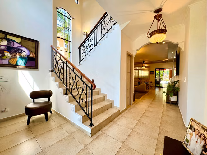 ALQUILER DE CASA EN CLAYTON - AMOBLADA O SIN MUEBLES - Imagen 7