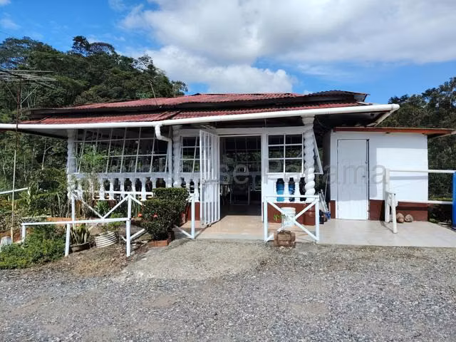 Venta de vivienda unifamiliar en Quebrada Ancha, Colón espaciosa y con terreno - Imagen 13