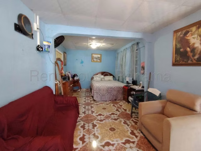 Venta de vivienda unifamiliar en Quebrada Ancha, Colón espaciosa y con terreno - Imagen 5