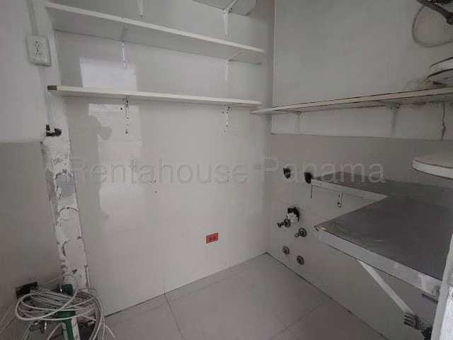 Alquiler de Local Comercial en Marbella, Planta Baja 27LGG2681 - Imagen 14